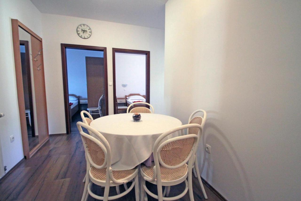 Apartments By The Sea Vinjerac, Zadar - 5811 Ngoại thất bức ảnh